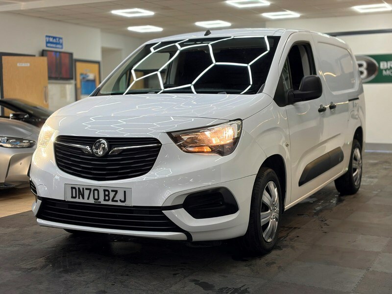 Vauxhall Combo L2h1 2300 Sportive Ss Stunning Example DN70BZJ White #2