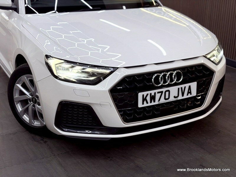 Audi A1 Sportback 1.0 Tfsi Sport Stunning Example KW70JVA White #2