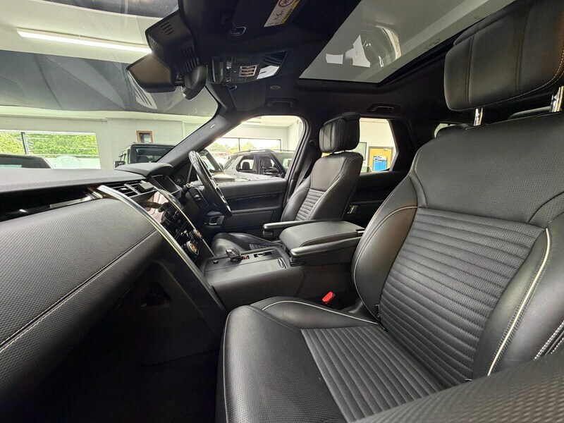 Land Rover Discovery 3.0 D300 R-dynamic Hse DP22RZT Blue #6