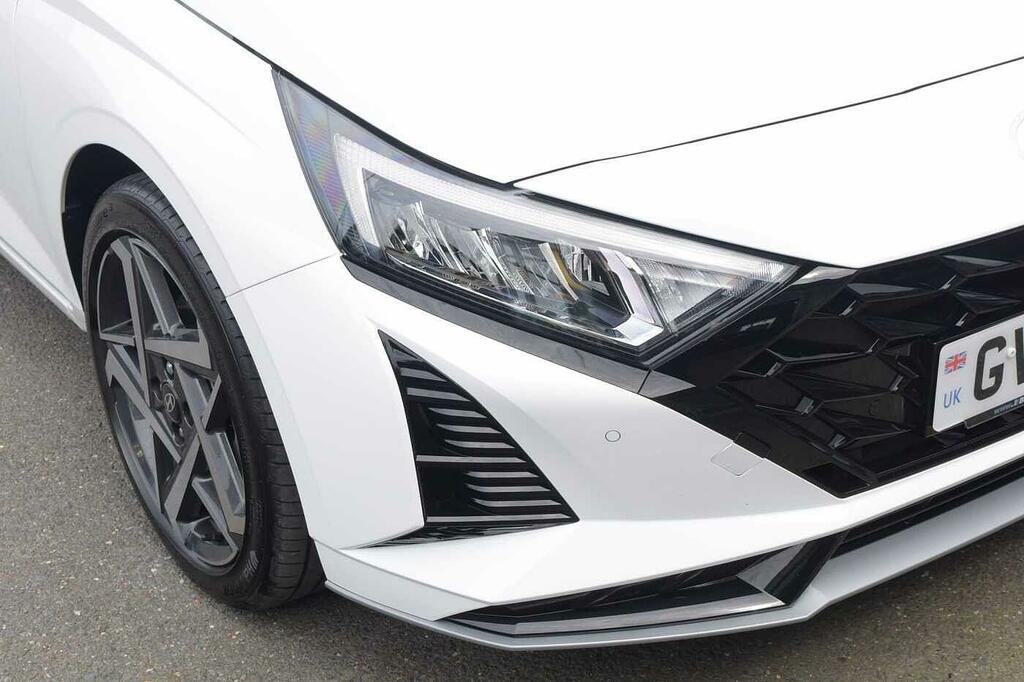 Hyundai I20 Hatchback GV75AUH White #4