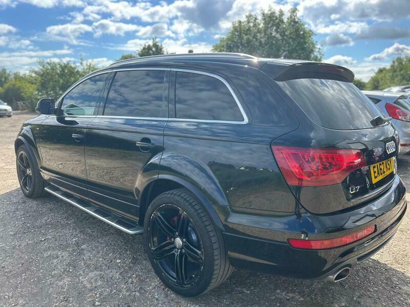 Audi Q7 3.0 Tdi V6 S EA62KSY Black #4