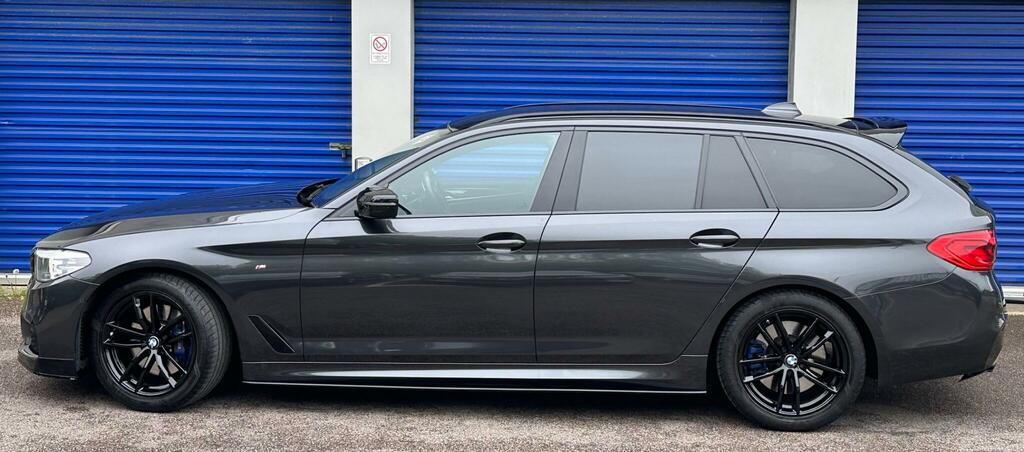 BMW 5 Series 2.0 525D M Sport Touring Euro 6 Ss FY68GUO Grey #2