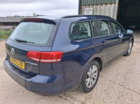 Volkswagen Passat 2.0 Tdi Bluemotion BG65LDU Blue #4