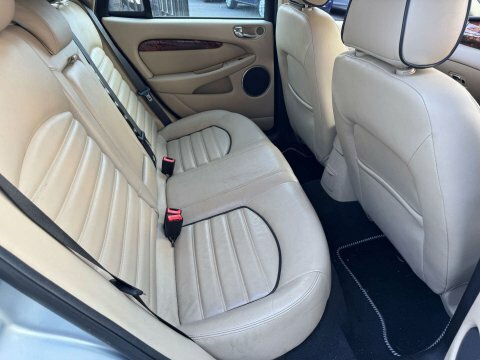 Jaguar X-Type Saloon 2.0D S 200909 Silver #12