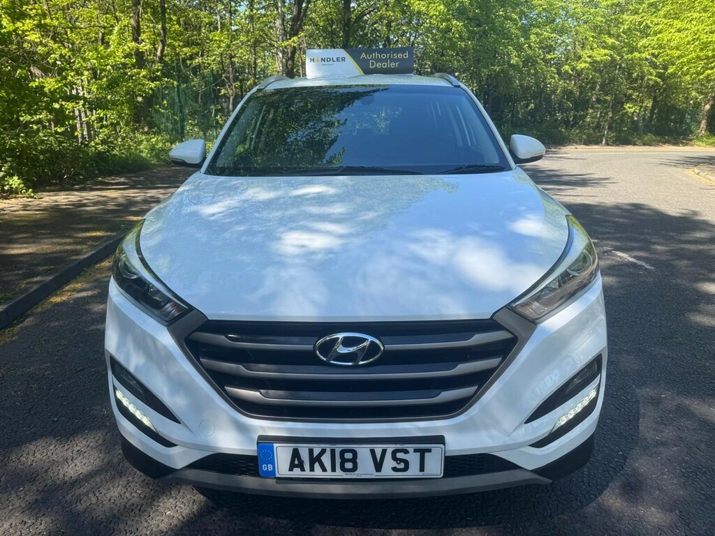 Hyundai Tucson 1.7 Crdi Blue Drive Se Nav Euro 6 Ss AK18VST  #2