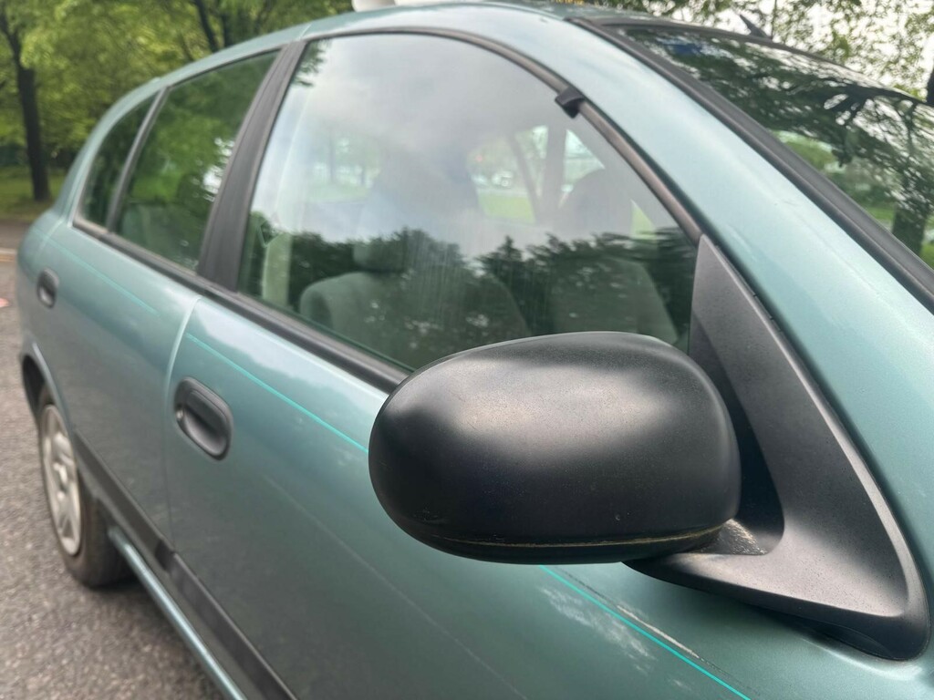 Nissan Almera Hatchback Blue #33