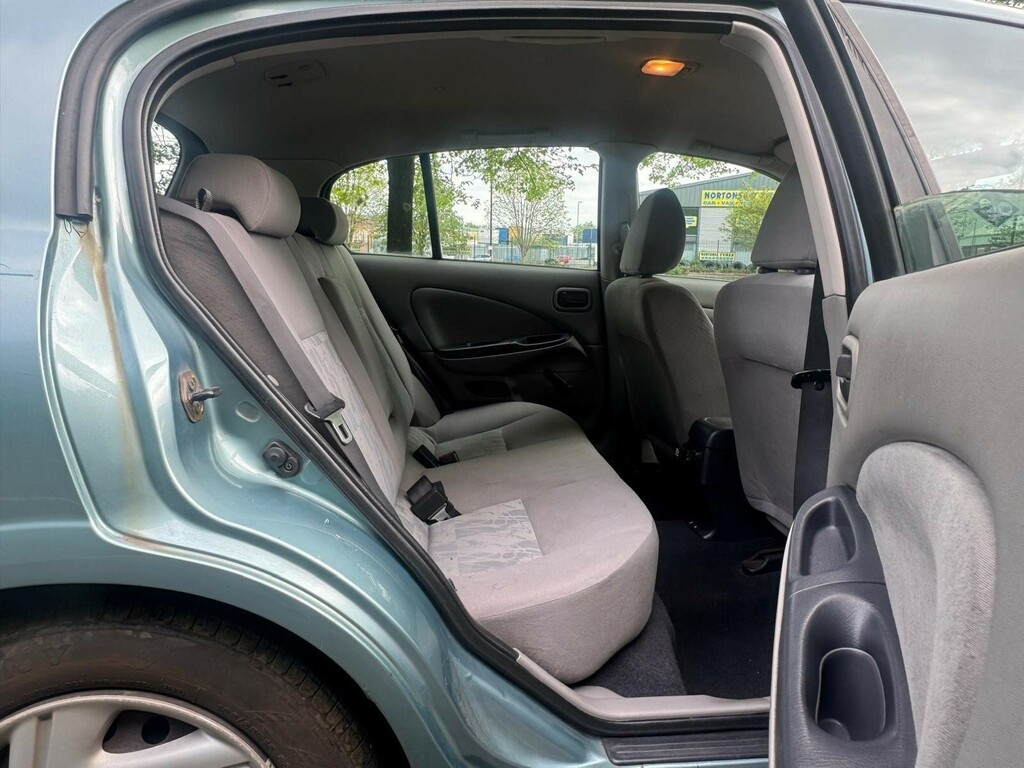 Nissan Almera Hatchback Blue #25