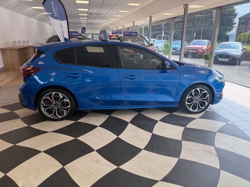 Ford Focus St-line Vignale Ecoblue Sat NG72DFJ Blue #4