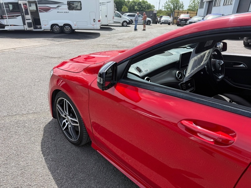 McLaren 720S Performance #18