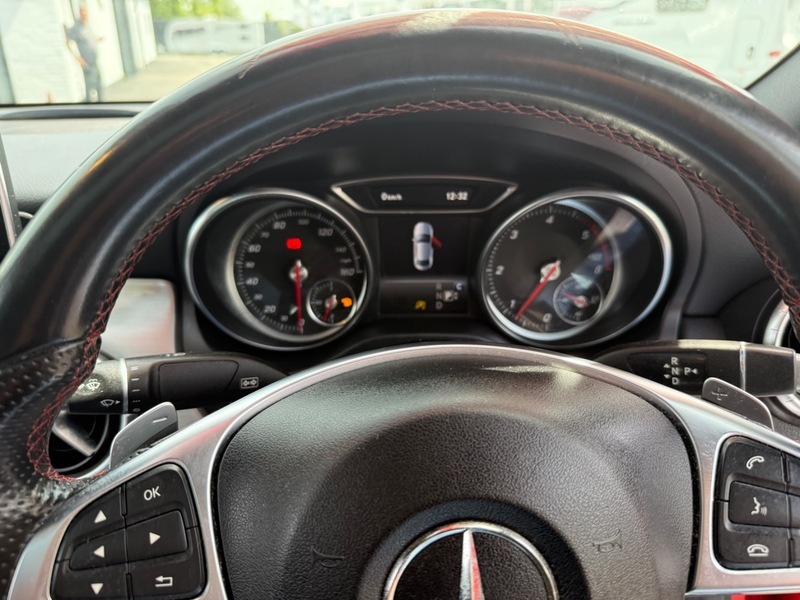 McLaren 720S Performance #30