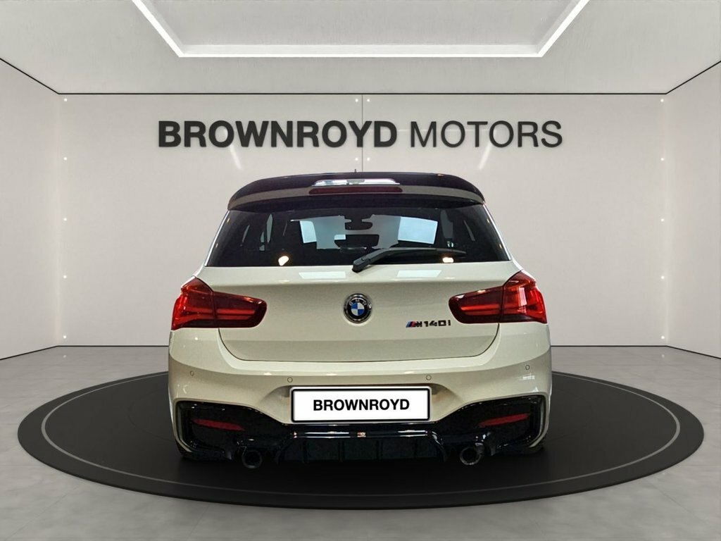BMW 1 Series 3L Shadow Edition FM68BZV White #2