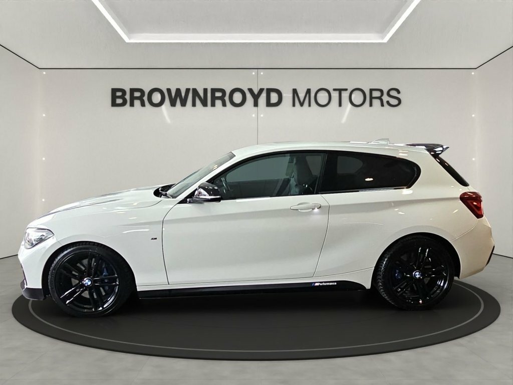 BMW 1 Series 3L Shadow Edition FM68BZV White #5