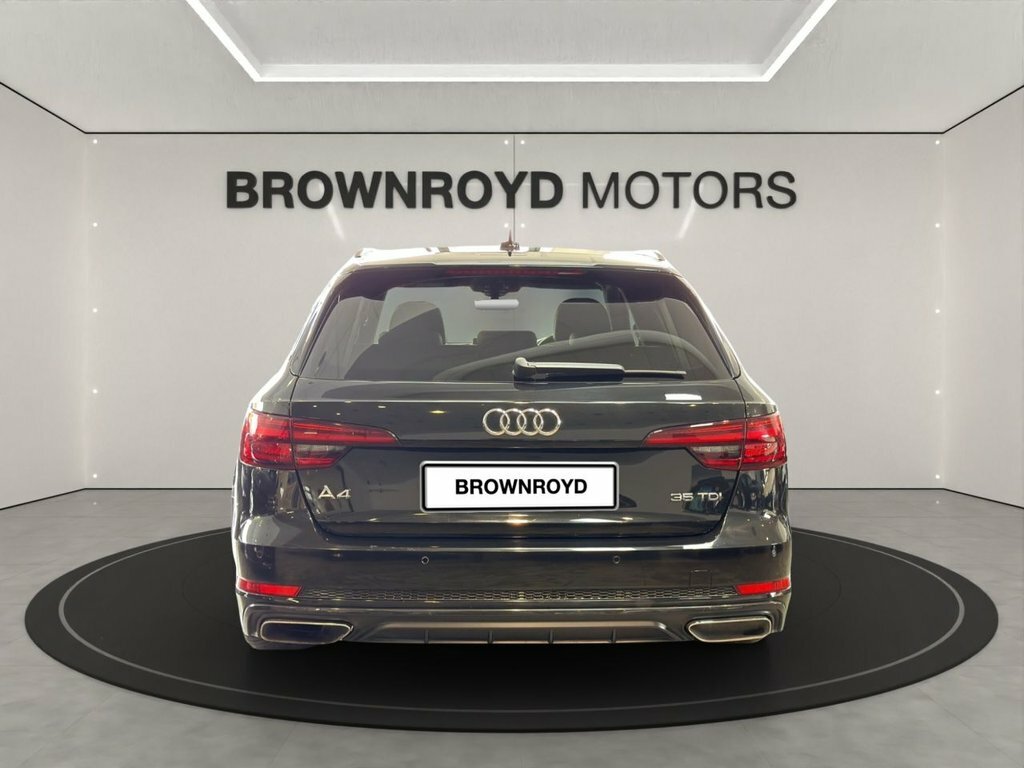 Audi A4 Avant 2L Black Edition YG69MDT Black #6