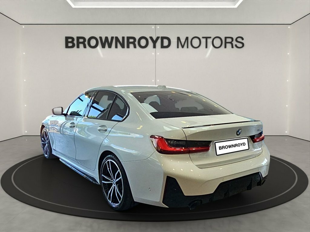 BMW 3 Series 2L M Sport YL24AZW White #5