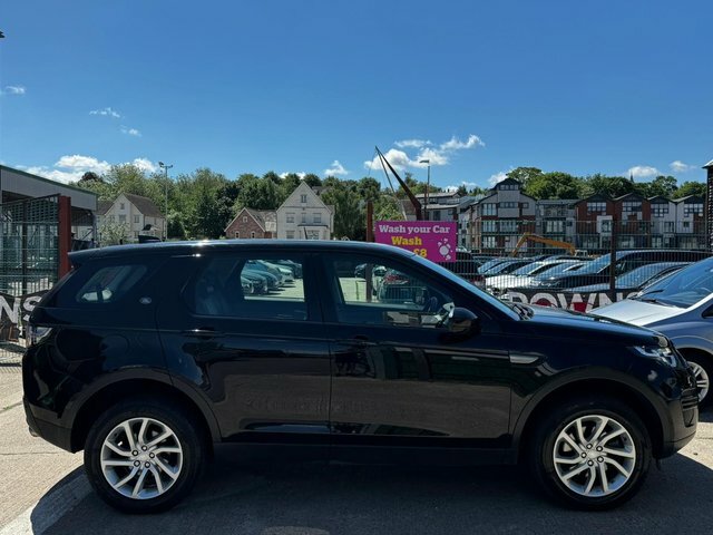 Land Rover Discovery Sport 2.0 Td4 Se 4Wd Euro 6 S S PE18VWM Black #3