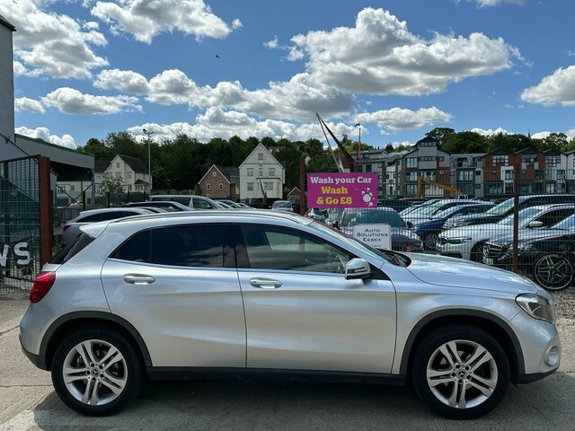 Mercedes-Benz GLA Class 1.6 Gla200 Sport Euro 6 S S SP68YYG Silver #2