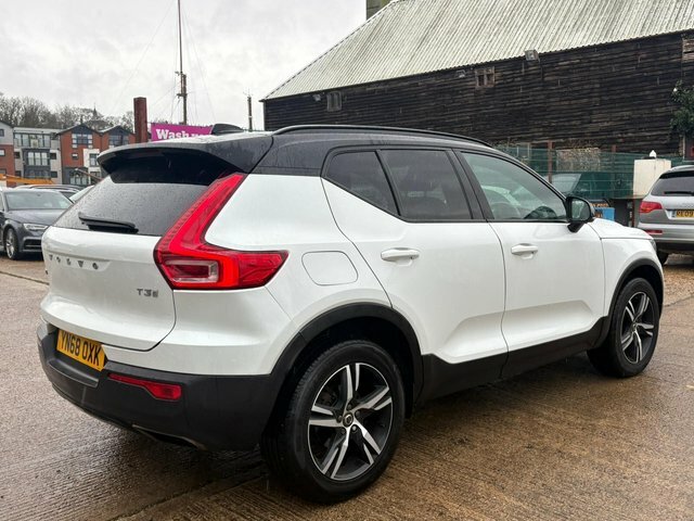 Volvo XC40 1.5 T3 R-design Euro 6 S S YN68OXK White #5