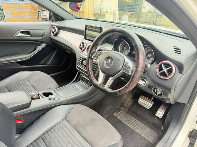 Mercedes-Benz GLA Class 2.1 Gla220 Cdi Amg Line 7G-dct 4Matic Euro 6 S S KW15JBV White #2