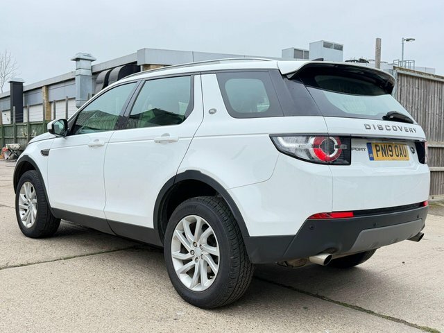 Land Rover Discovery Sport 2.0 Td4 Se Tech 4Wd Euro 6 S S PN19OAU White #4