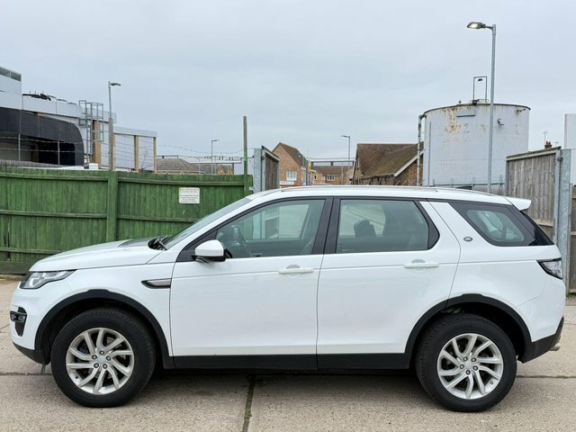 Land Rover Discovery Sport 2.0 Td4 Se Tech 4Wd Euro 6 S S PN19OAU White #5