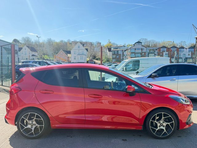 Ford Fiesta 1.5T Ecoboost St-2 Euro 6 S S YU19MKZ Red #2