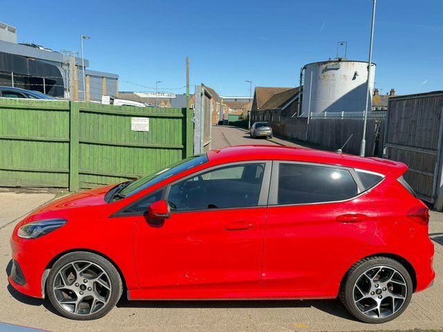 Ford Fiesta 1.5T Ecoboost St-2 Euro 6 S S YU19MKZ Red #6