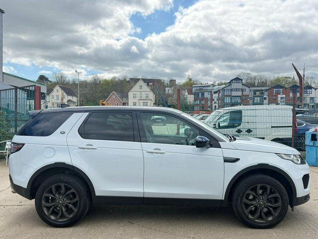 Land Rover Discovery Sport 2.0 Td4 Landmark 4Wd Euro 6 S S VA68YCM White #3