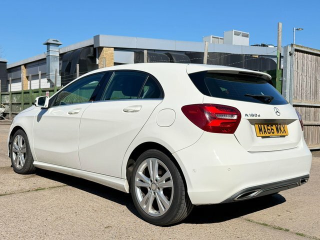 Mercedes-Benz A Class 1.5 A180d Sport Premium 7G-dct Euro 6 S S MA66WKX White #5