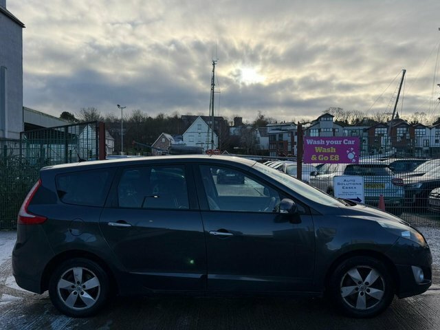 Ford C-Max 2.0 Tdci Titanium Euro 5 Black #2
