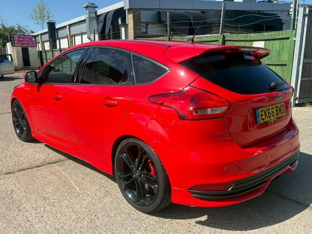 Ford Focus 2.0T Ecoboost St-2 Euro 6 S S EK66BWD Red #5