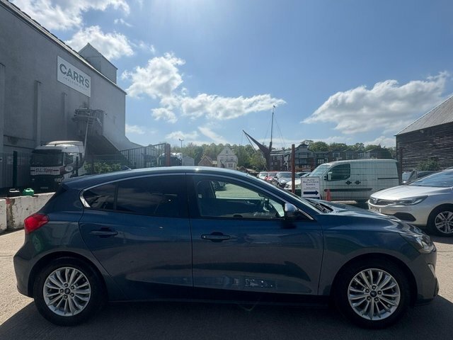 Ford Focus 1.0T Ecoboost Titanium Euro 6 S S YN20NLY Blue #2