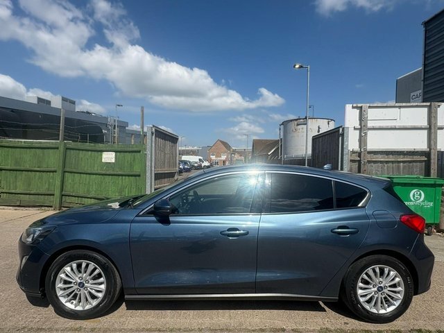 Ford Focus 1.0T Ecoboost Titanium Euro 6 S S YN20NLY Blue #6