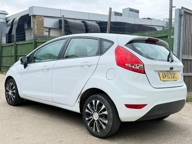 Ford Fiesta 1.25 Edge AP10DZC White #5