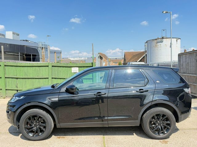 Land Rover Discovery Sport 2.0 Td4 Se Tech 4Wd Euro 6 S S EX17YBE Black #6