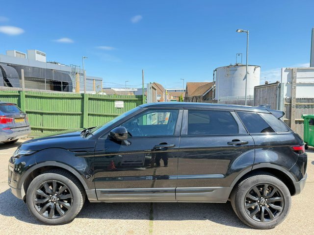 Land Rover Range Rover Evoque 2.0 Td4 Se Tech 4Wd Euro 6 S S RR66MAZ Black #5