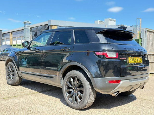 Land Rover Range Rover Evoque 2.0 Td4 Se Tech 4Wd Euro 6 S S RR66MAZ Black #4