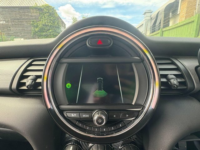 Mini Hatch 1.5 Cooper D Steptronic Euro 6 S S EK68EMJ White #4