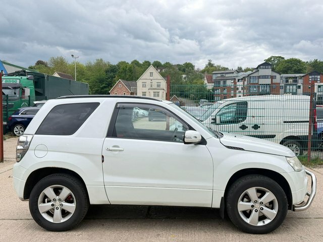 Suzuki Grand Vitara 2.4 Vvt Sz4 4Wd Euro 5 White #2