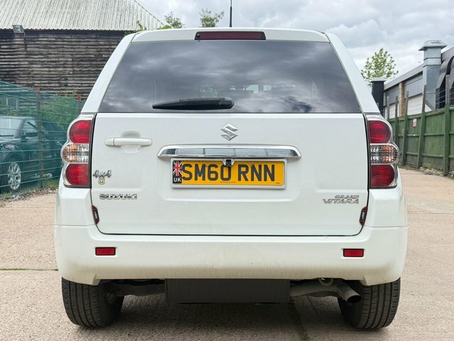 Suzuki Grand Vitara 2.4 Vvt Sz4 4Wd Euro 5 White #4