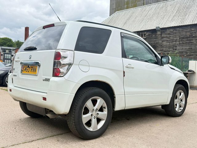 Suzuki Grand Vitara 2.4 Vvt Sz4 4Wd Euro 5 White #3