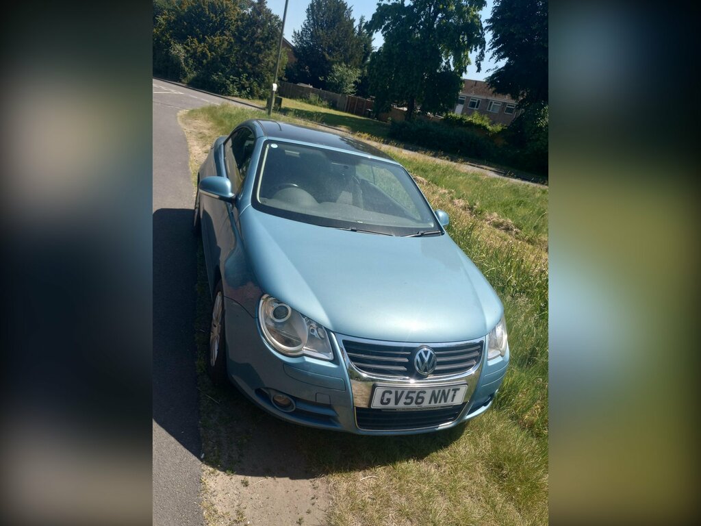 Volkswagen EOS Fsi 2-Door Silver #7