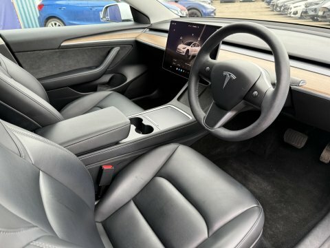 Tesla Model 3 Saloon 4dr Electric SH72NGX White #2