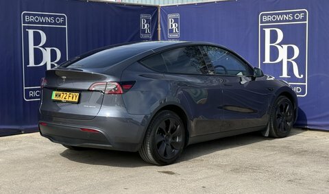 Tesla Model Y Dual Motor Long MM72FVY Grey #4