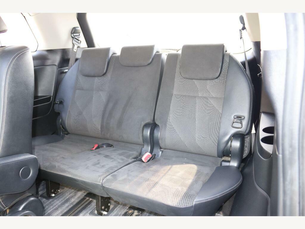 Toyota Estima 2.4 5dr Gold #26