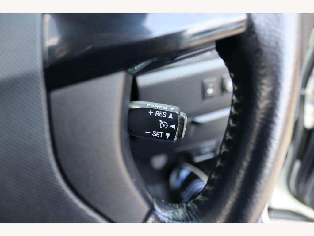 Toyota Estima 2.4 5dr Gold #13