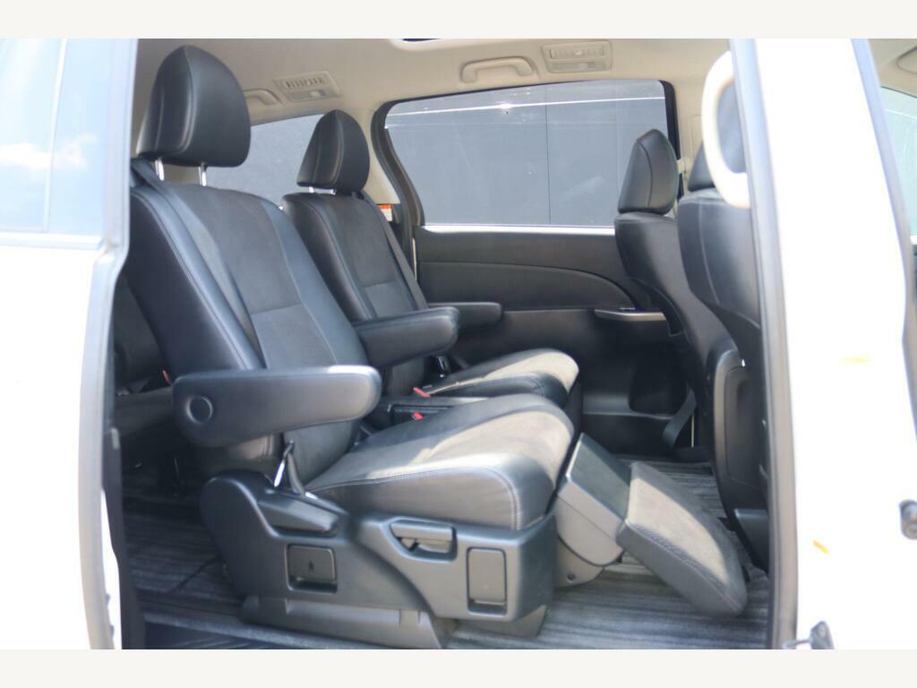 Toyota Estima 2.4 5dr Gold #20
