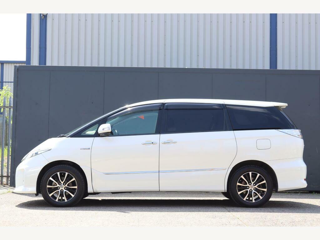 Toyota Estima 4 Awd Aeras White #4