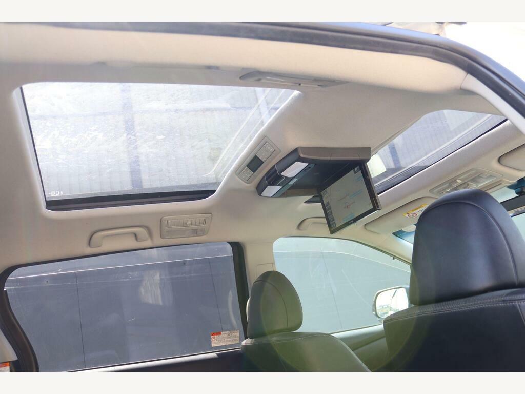 Toyota Estima 2.4 5dr Gold #10