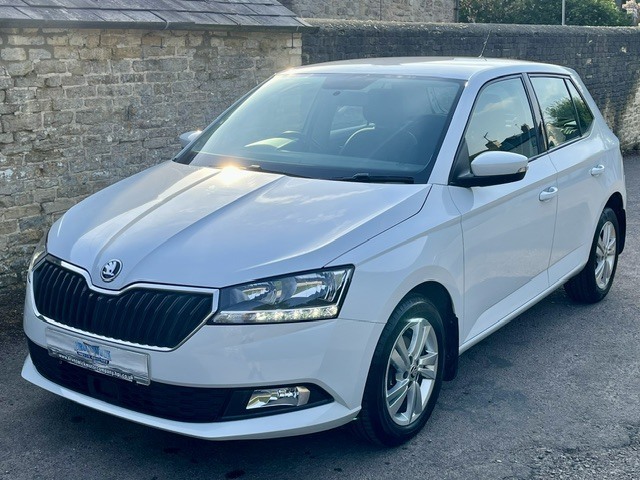 Skoda Fabia Se Tsi OY20FWB White #2