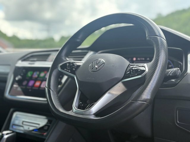 Volkswagen Tiguan Tsi R-line Suv YK70KMW Grey #2